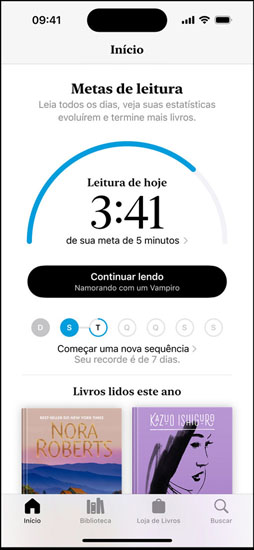 A tela do iPhone mostra a interface Metas de Leitura no app Livros. No alto, aparece um círculo de progresso. Abaixo do círculo de progresso está o acompanhamento da sequência de leitura semanal. Na parte inferior, aparece a se??o Livros lidos este ano, que inclui uma fileira com dois livros e um espa?o vazio para o terceiro
