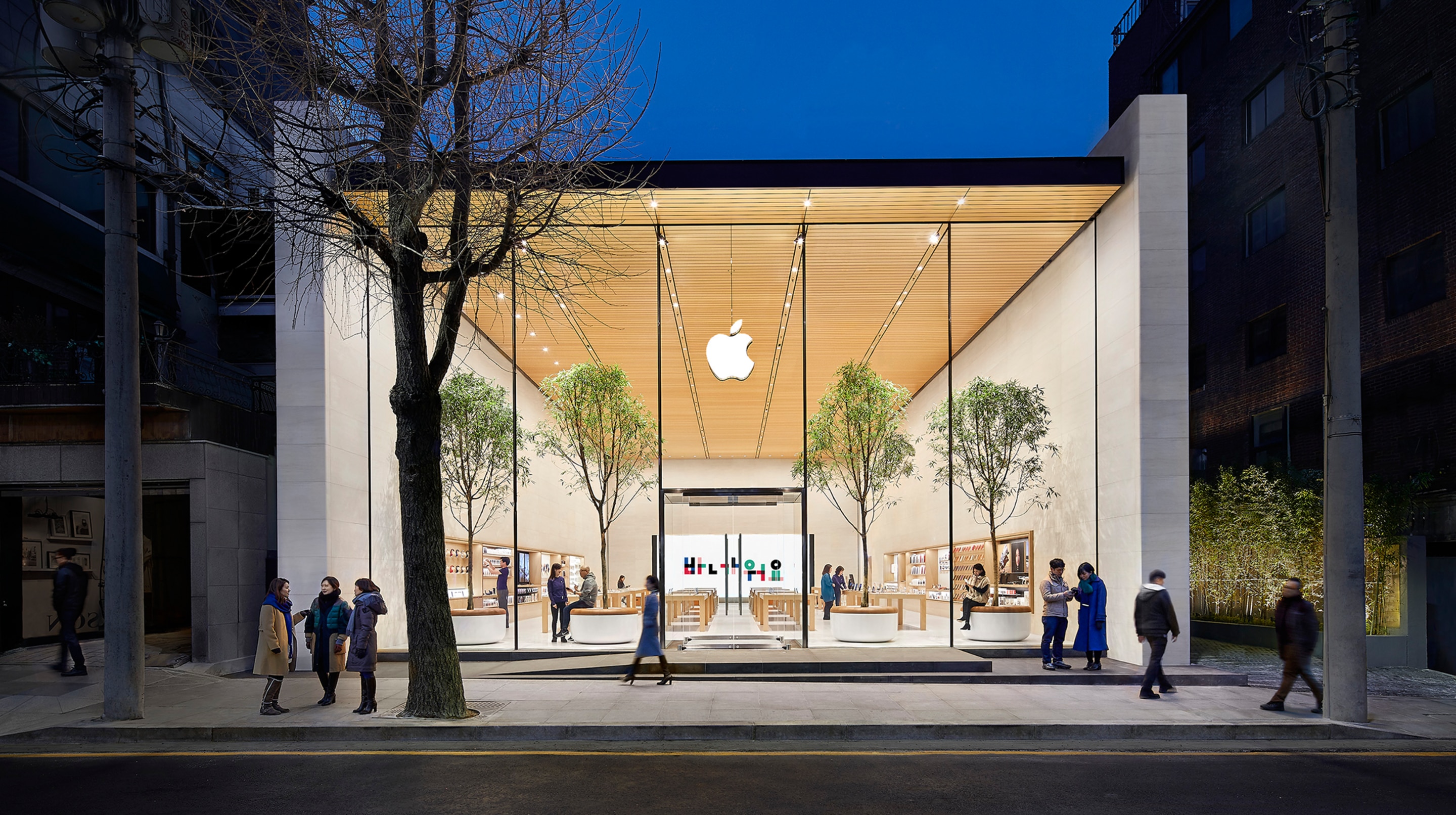 Apple ???? in Seoul, Korea