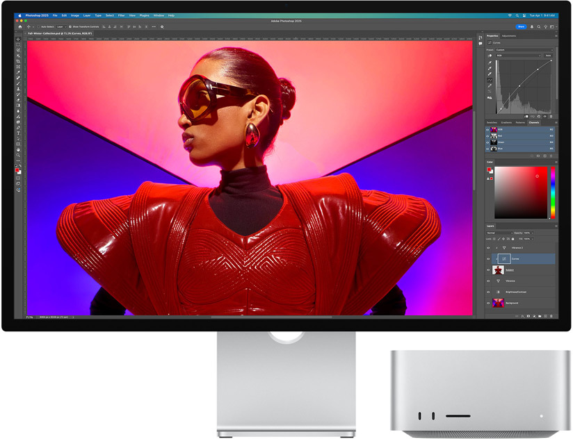 Un Studio Display et un Mac Studio c?te à c?te avec Adobe Photoshop à l’écran
