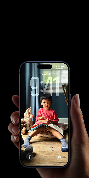 iPhone 17 Pro menampilkan Siri yang didesain ulang dan kemampuan Ketik ke Siri