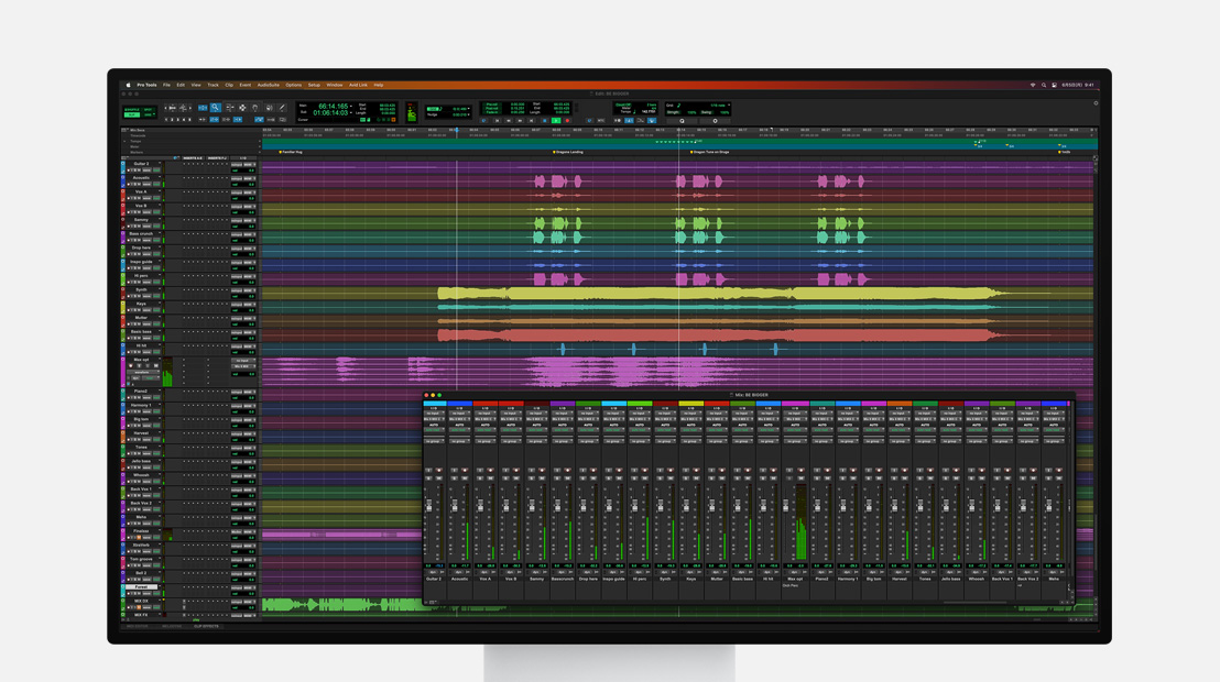音楽の制作作業(yè)を表示しているPro Display XDRのスクリーン