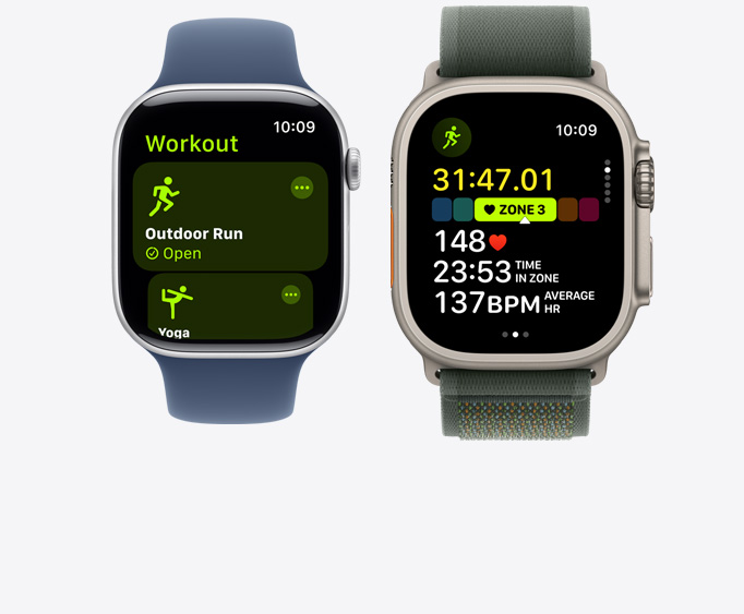 Apple Watch Series 10 及 Apple Watch Ultra 2 的正面，分別顯示瑜伽體能訓練畫面及含有多項指標的跑步體能訓練畫面。
