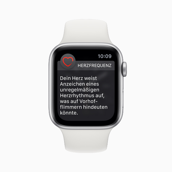 Apple Watch-Ziffernblatt mit Mitteilung über unregelm??igen Herzrhythmus.