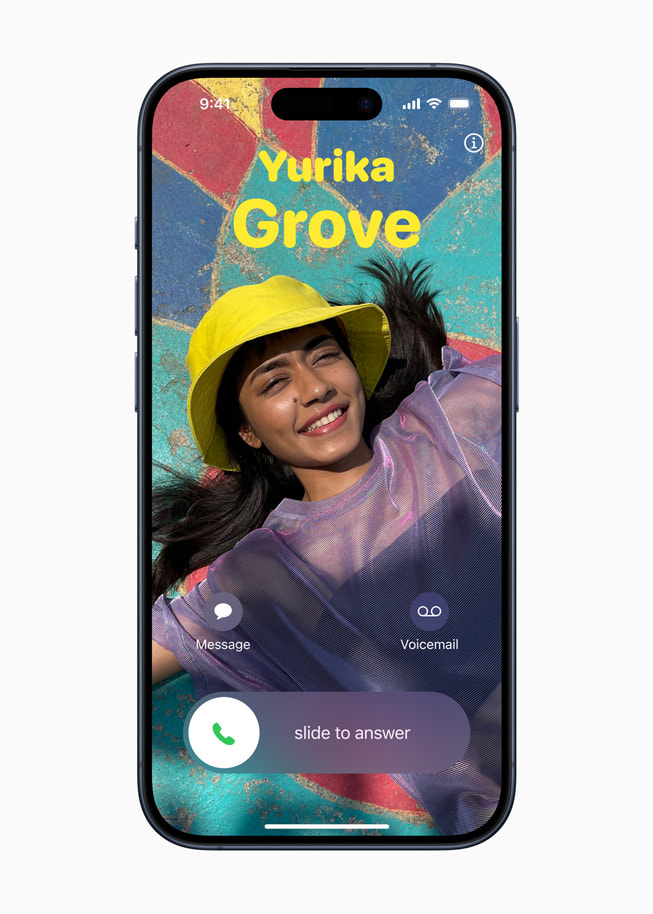iPhone 15 Pro’daki iOS 17’de yeni Ki?i Posterleri deneyimi.