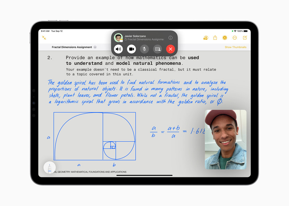 Collaborating on FaceTime in Notes is shown on the 11 in? iPad Pro’da Notlar’daki FaceTime’da birlikte ?al??ma ?zelli?i g?steriliyor.