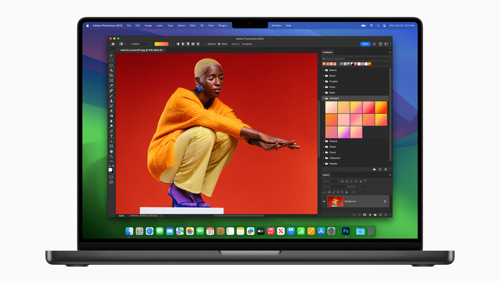M3 Pro ?ipe sahip yeni MacBook Pro, Adobe Photoshop i? ak???yla g?steriliyor.