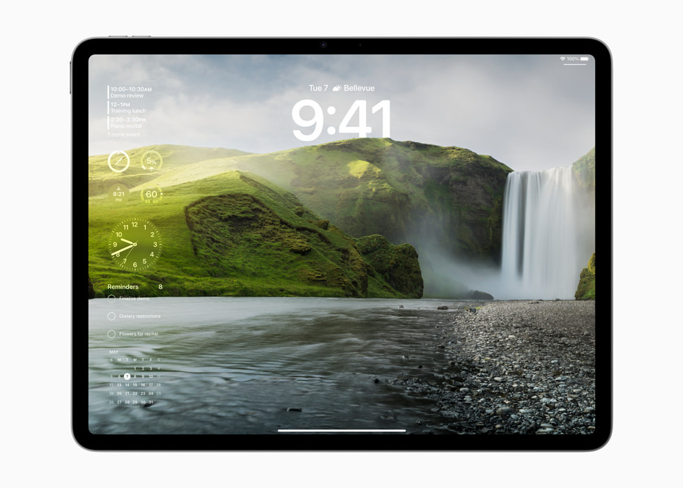 üzerinde ara? tak?mlar? olan bir Kilit Ekran?, yeni iPad Air’de g?rünüyor.