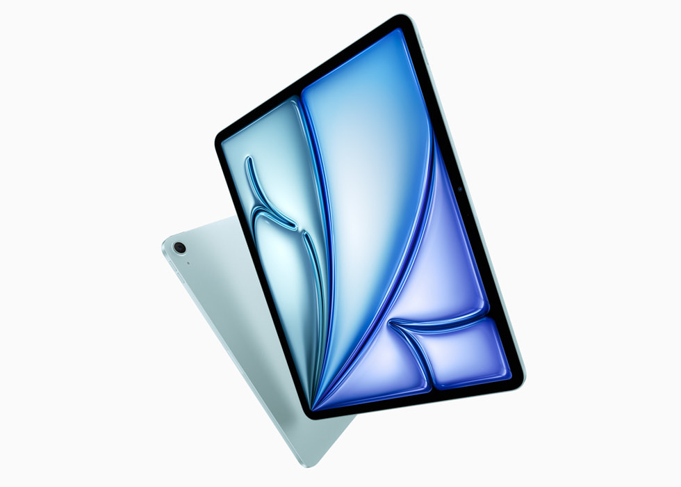 Yeniden tasarlanan 11 in? ve yepyeni 13 in? iPad Air, beyaz bir arka plan üzerinde farkl? a??lardan g?steriliyor.