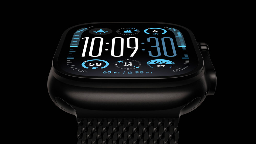 Siyah titanyum Apple Watch Ultra 2’nin yak?n ?ekim g?rseli.