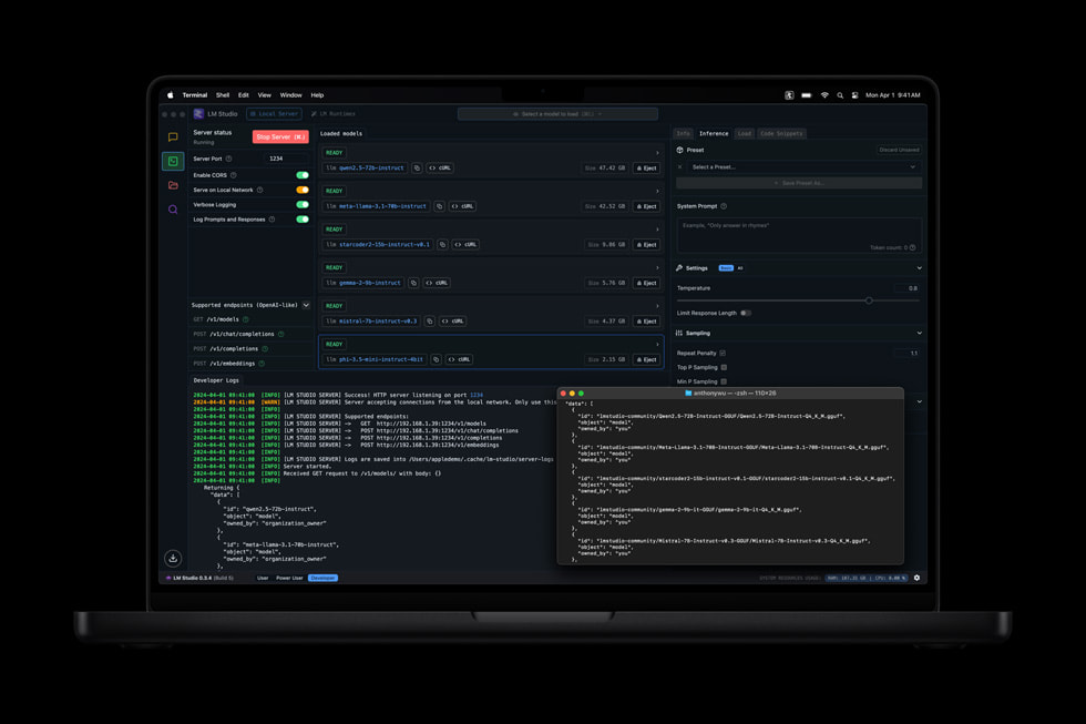 M4 Max ?ipe sahip MacBook Pro’da LM Studio program? g?steriliyor.