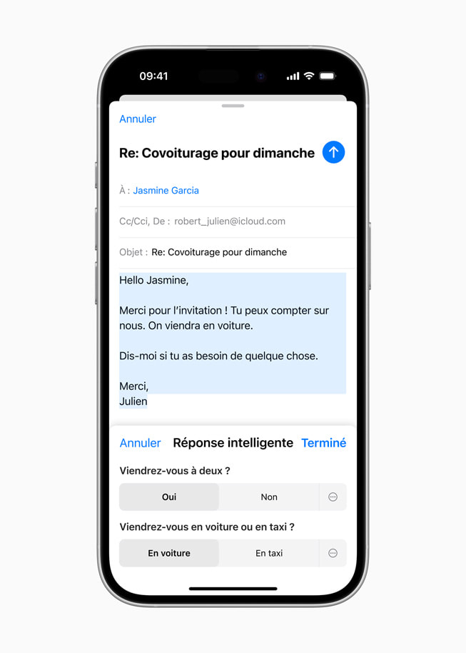 Un iPhone?16 affiche la fonctionnalité Réponse intelligente avec des messages demandant si la personne qui accompagne l’utilisateur va se joindre à lui et si l’utilisateur va conduire ou prendre un Uber.