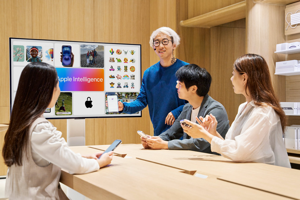 Apple 梅田でToday at Appleセッションを?qū)g施しているチームメンバー。
