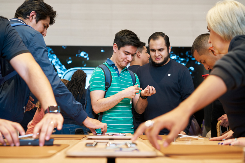 ???? ???? Apple Watch Series 5 ??? ????? ?? ???? Apple Antara.