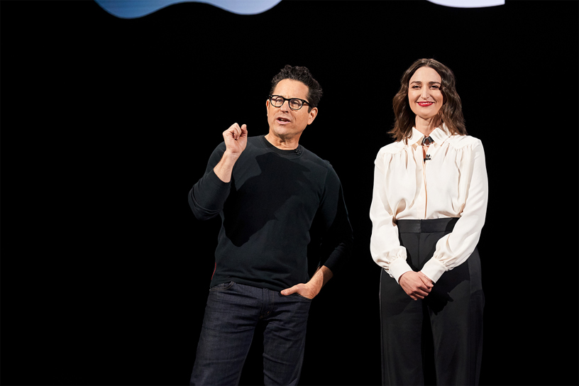 ??? ??? ?????? ????? ??????? ??? ?????? ?? ???? Steve Jobs Theater.