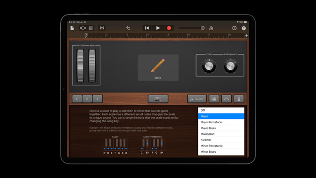 Swift Playgrounds i?in geli?tirilen etkile?imli macera Swan’s Quest, iPad Pro ekran?nda g?rüntüleniyor.