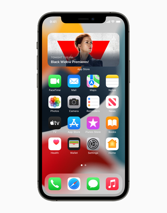 iPhone 12 Pro’da iOS 15’in Ana Ekran'?ndaki yeniden tasarlanan ara? tak?mlar? g?steriliyor.