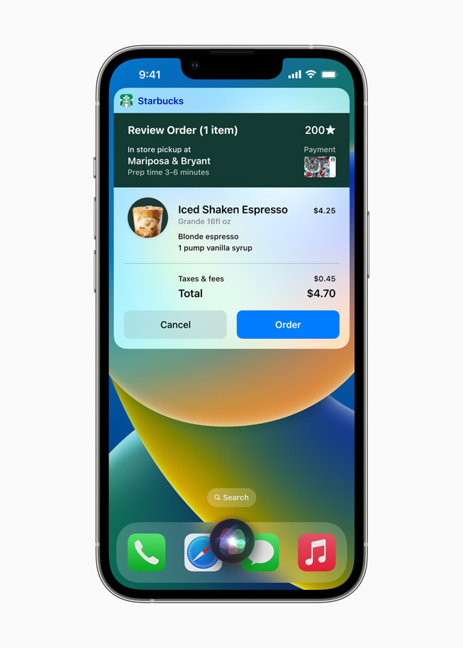 Siri, iPhone 13 Pro’daki Starbucks uygulamas?na eri?irken g?steriliyor.
