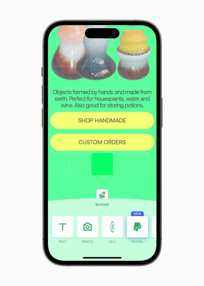 iPhone 14 Pro’da Universe — Website Builder g?steriliyor.