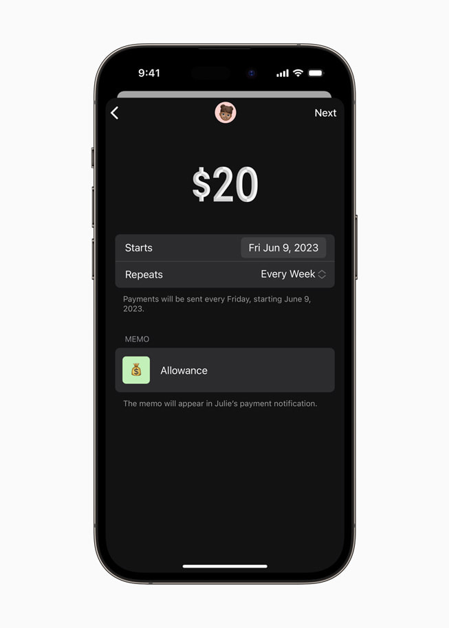 iPhone 14 Pro som visar en veckopeng p? 20?USD som schemal?ggs i Apple?Cash.
