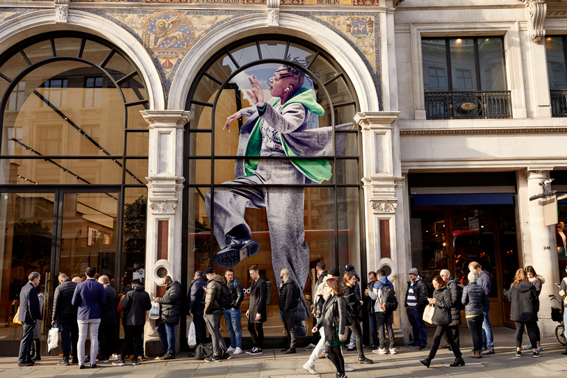 ??????? ?????? ???? ???? Apple?Regent?Street ?? ????.