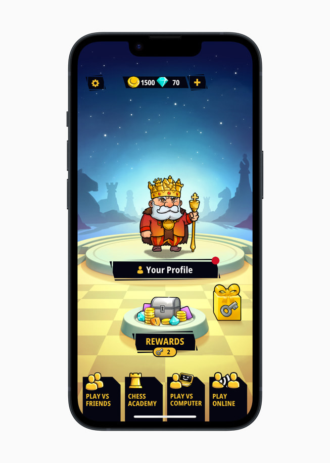 iPhone 14’te, Chess Universe+ oyununda bir ?ah? ve bir hazine sand???n? g?steren bir g?rüntü.