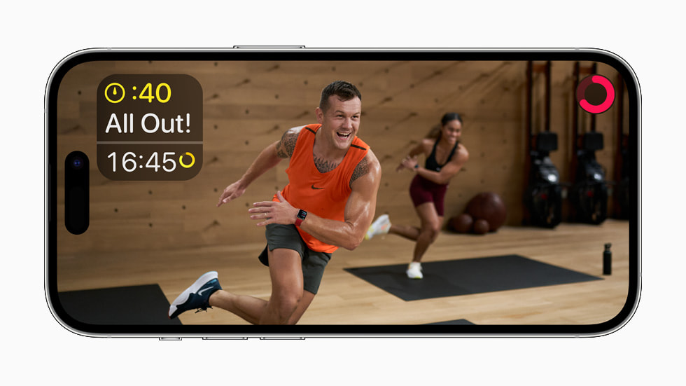 ????? ?????? Apple Fitness+ ??? iPhone 14 Pro.