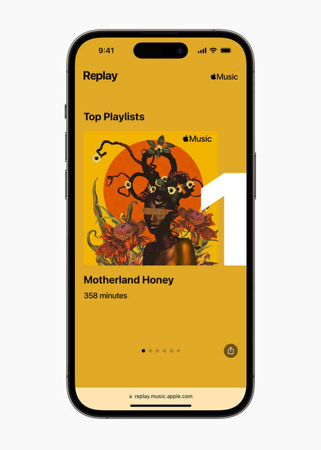 iPhone’daki Apple?Music’in Replay ?zelli?inde bir kullan?c?n?n en ?ok dinledi?i ?alma listeleri g?steriliyor.
