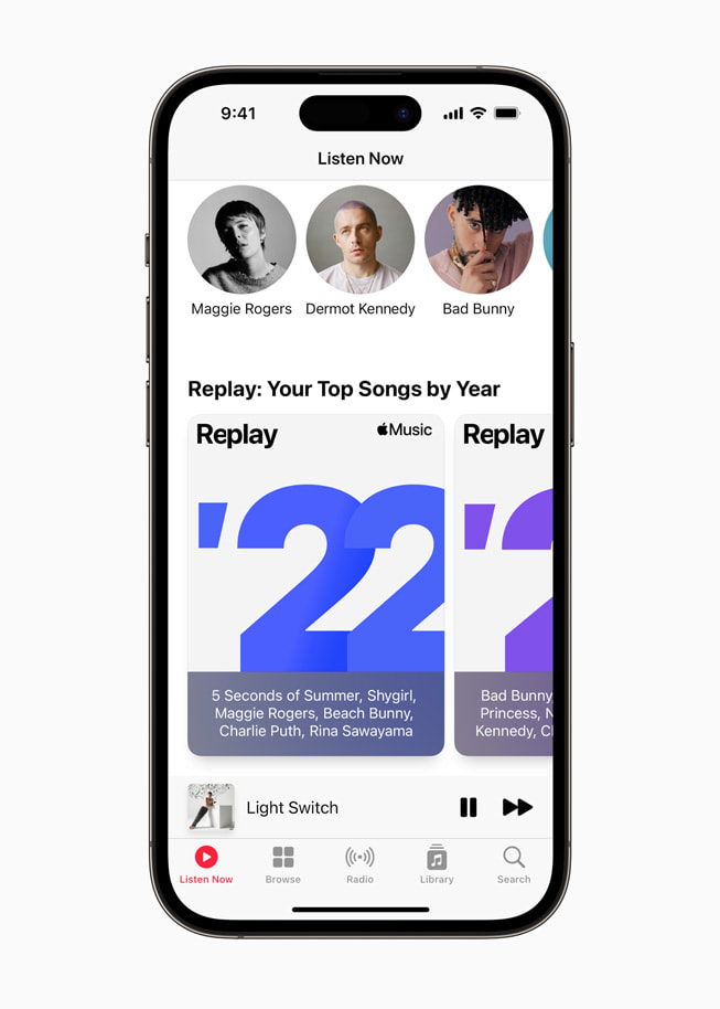 iPhone’daki Apple?Music’in Replay ?zelli?inde bir kullan?c?n?n en ?ok dinledi?i ?ark?lar y?la g?re düzenlenmi? ?ekilde g?steriliyor.