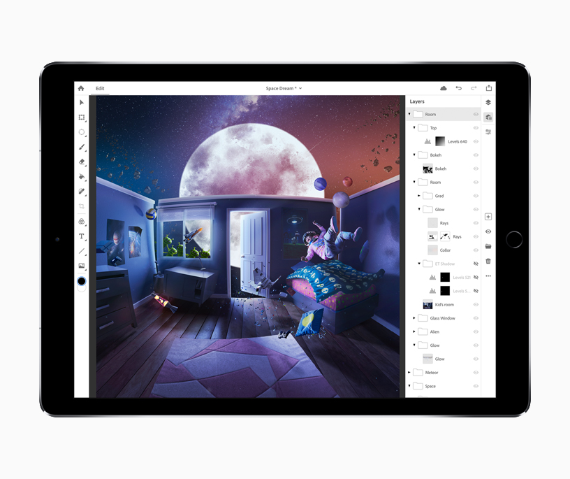 Photoshop CC düzenleme penceresini g?steren bir iPad ekran?.