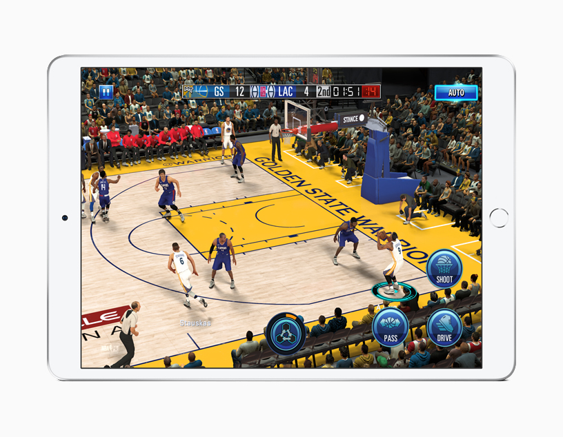 ????? NBA 2K ????? iOS ??? iPad Air.