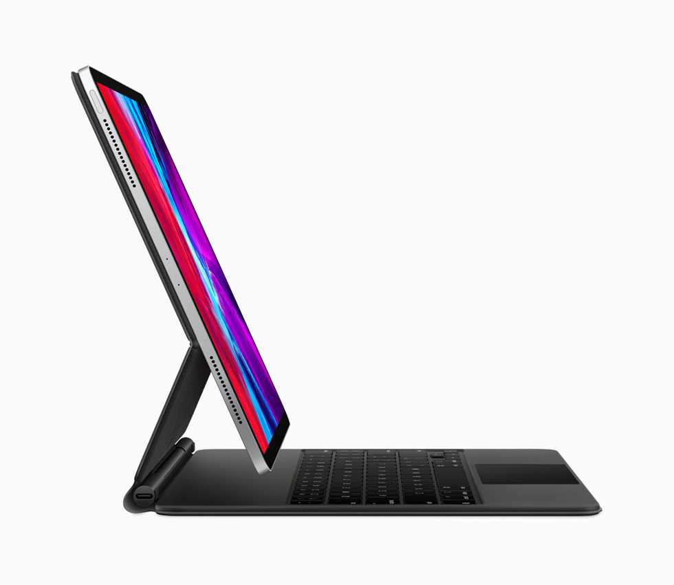 iPad Pro ?????? ?? ???? ?????? Magic Keyboard? ???? ?????.
