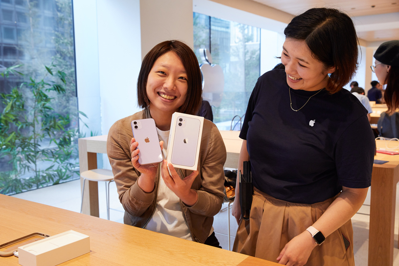????? ???? iPhone 11 ????? ?????? ????? ??? ?? ???? Apple ?? ???? Apple Marunouchi.