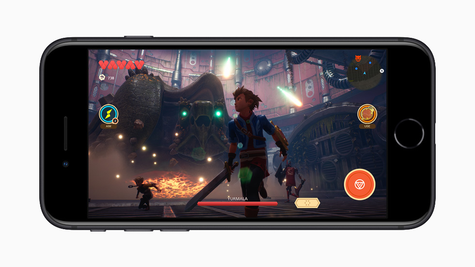 Apple Arcade oyunu g?steren iPhone SE.