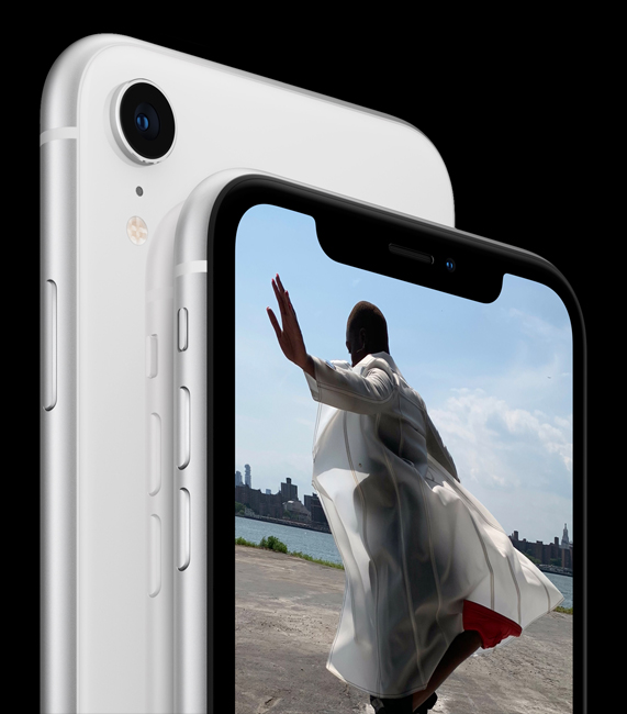 iPhone XR’da 12 MP f/1.8 diyaframl? geni? a??l? bir kamera bulunuyor.
