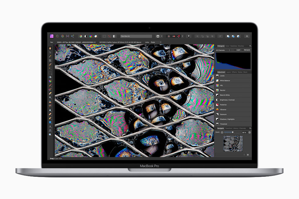 Güncellenen uzay grisi MacBook Pro’da Affinity Photo ile RAW bi?imli g?rseller üzerinde ?al??ma.