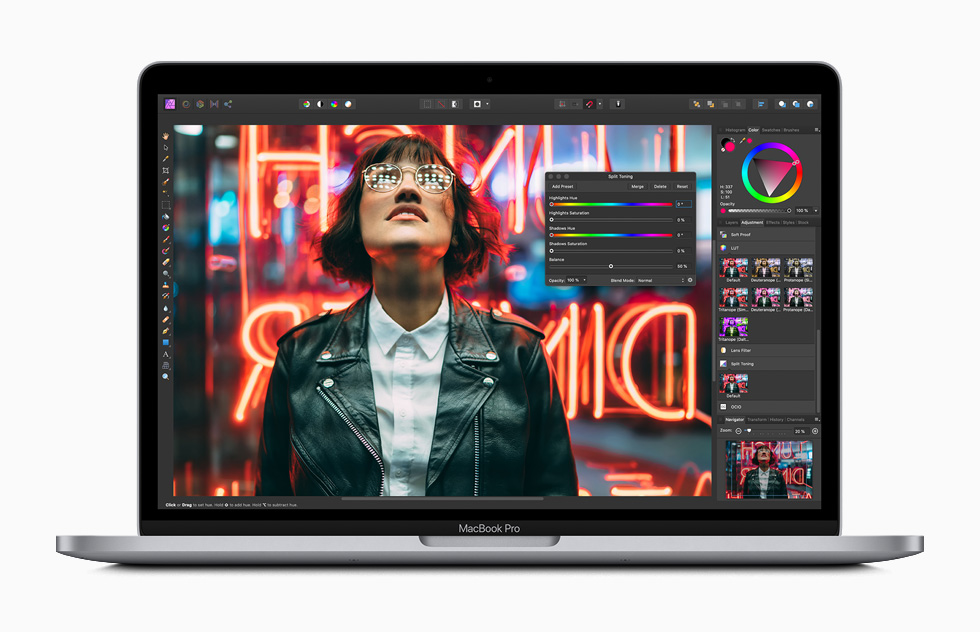 ???? ??????? ?? Photoshop ?????? ??? MacBook Pro.