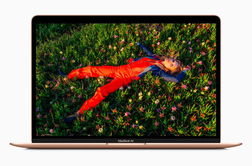 MacBook Air’deki Retina ekran.
