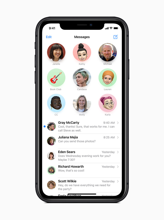 iPhone 11 Pro ekran?nda iOS 14’teki Mesajlar uygulamas?nda favori sohbetler g?steriliyor.