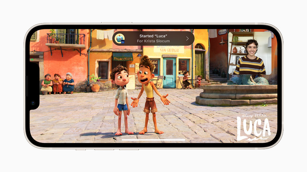 iPhone 13’te Disney+ uygulamas?nda SharePlay deneyimi.