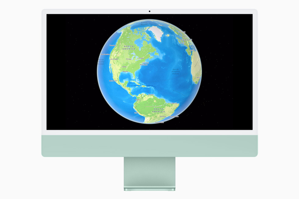 Harita uygulamas?ndaki yeni interaktif küre iMac’te g?steriliyor.