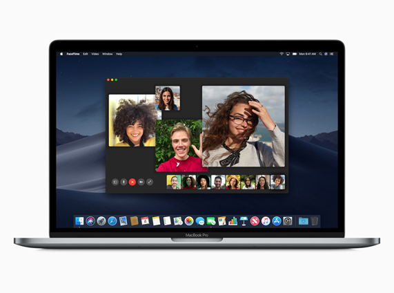 MacBook ekran?nda ?ok y?nlü FaceTime uygulamas?n?n demosu