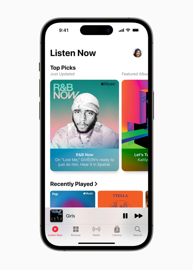 iPhone 14 Pro’da Apple Music’in ?imdi Dinle b?lümü.