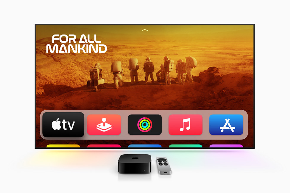 Yeni Apple TV 4K ve Siri Remote g?steriliyor.