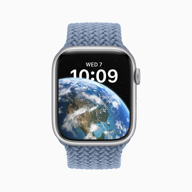 Apple Watch Series 8’de Astnoromi kadran? g?steriliyor.