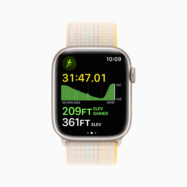 Apple Watch Series 8’de Antrenman uygulamas?nda Yükseklik g?steriliyor.