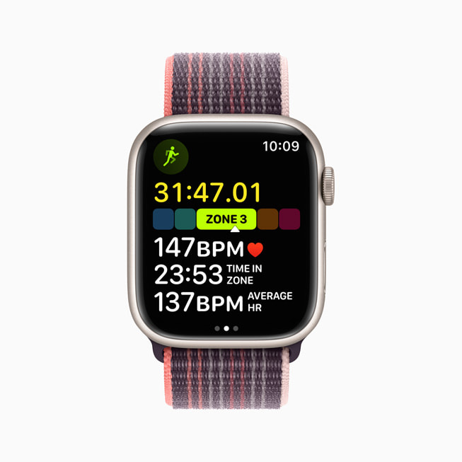 Apple Watch Series 8’de Antrenman uygulamas?nda Kalp At?? H?z? B?lgeleri g?steriliyor.