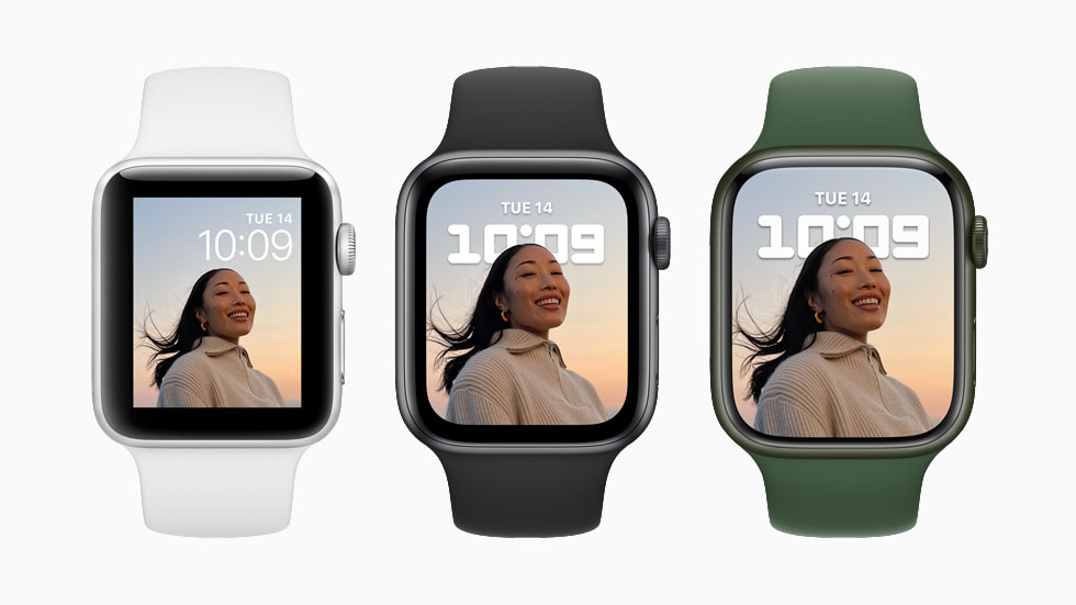 Apple Watch Series 7, ü? farkl? renk ve iki farkl? kadranla g?steriliyor.