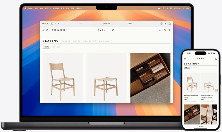 Macbook 與 iPhone 的螢?zāi)伙@示兩部裝置開啟相同的 Safari 頁面