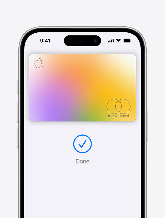 Cartea de credit Apple Pay pe ecran.