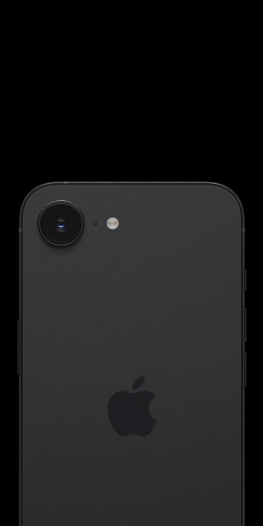 太空黑外觀的 iPhone Air 機(jī)身背面，展示先進(jìn)的雙相機(jī)系統(tǒng)、二合一鏡頭、LiDAR、閃光燈和咪高風(fēng)